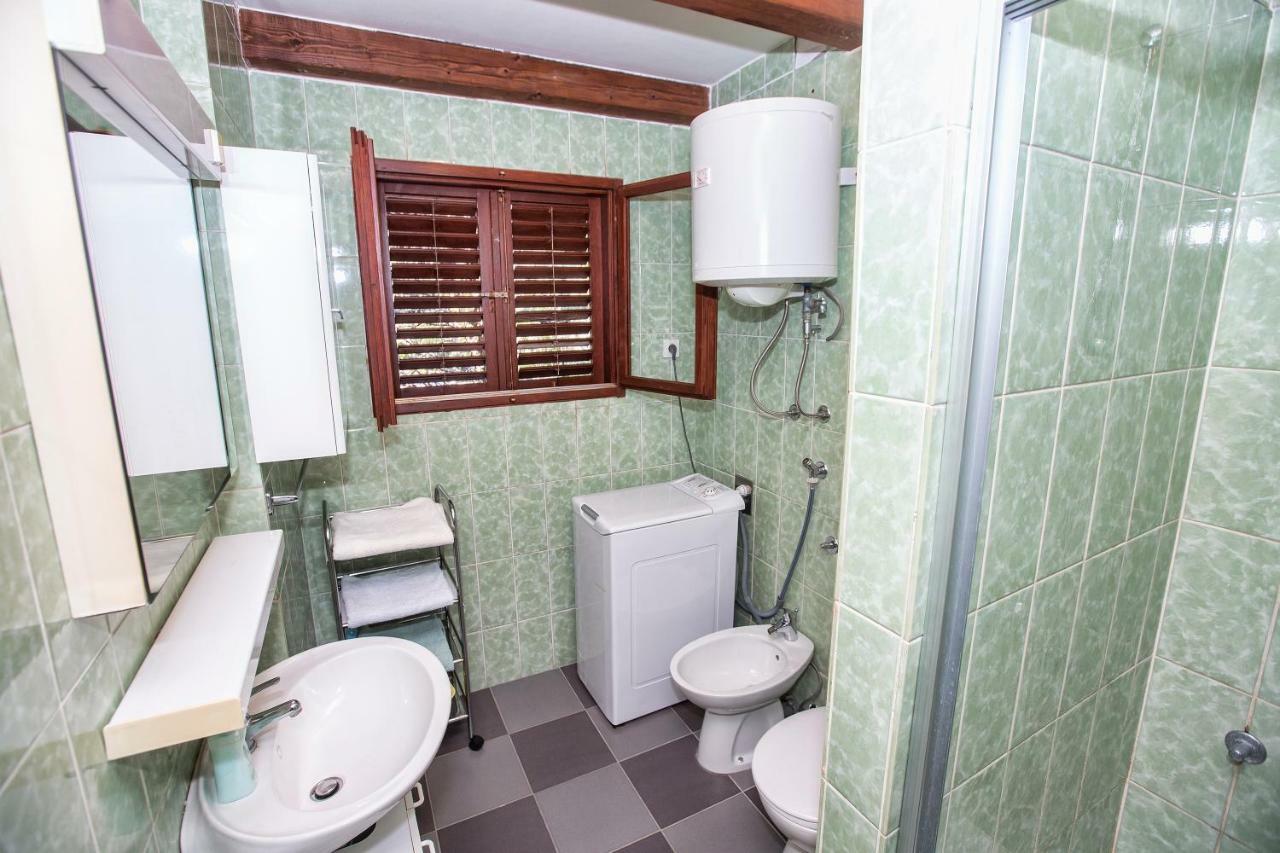 Apartamento Penthouse Karlobag Exterior foto