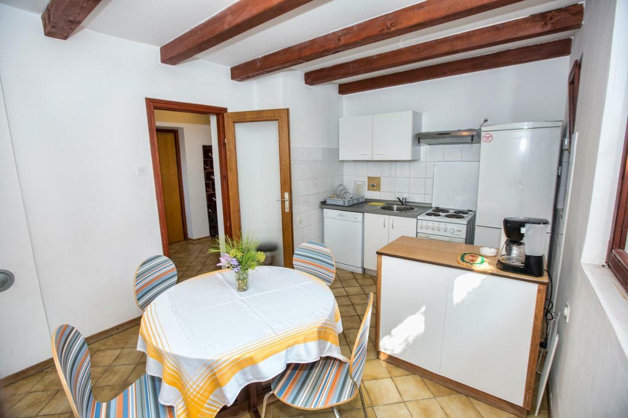 Apartamento Penthouse Karlobag Exterior foto